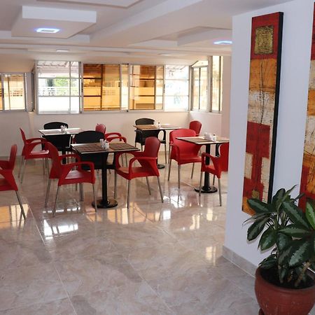 Torre De Granada Hotell Cali Eksteriør bilde